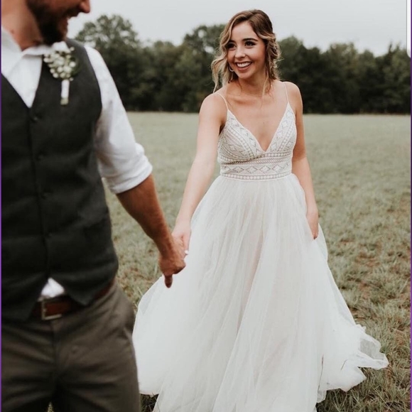 51702 Thistle wedding gown. Willow by Watters. - Picture 2 of 3